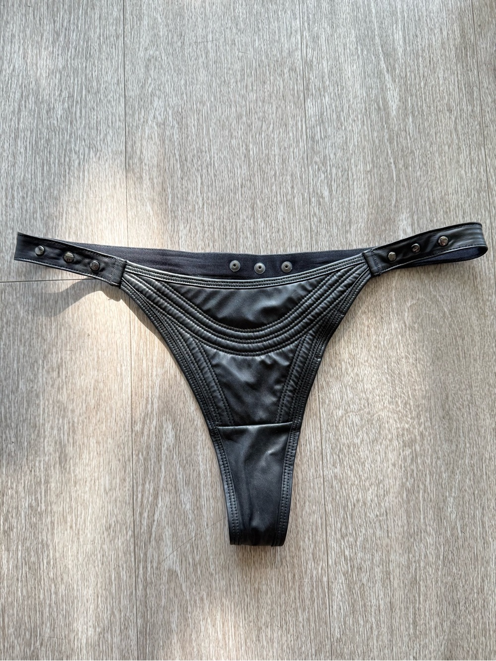 RARE Honey Birdette Connie 4-Piece Set 🖤 COMPLETE SET with gloves - Picture 2 of 14